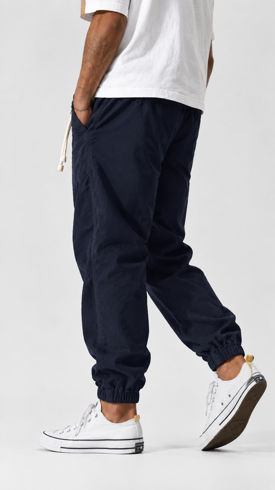 Martín | Pantalón jogger de algodón con cintura elástica y cordón ajustable